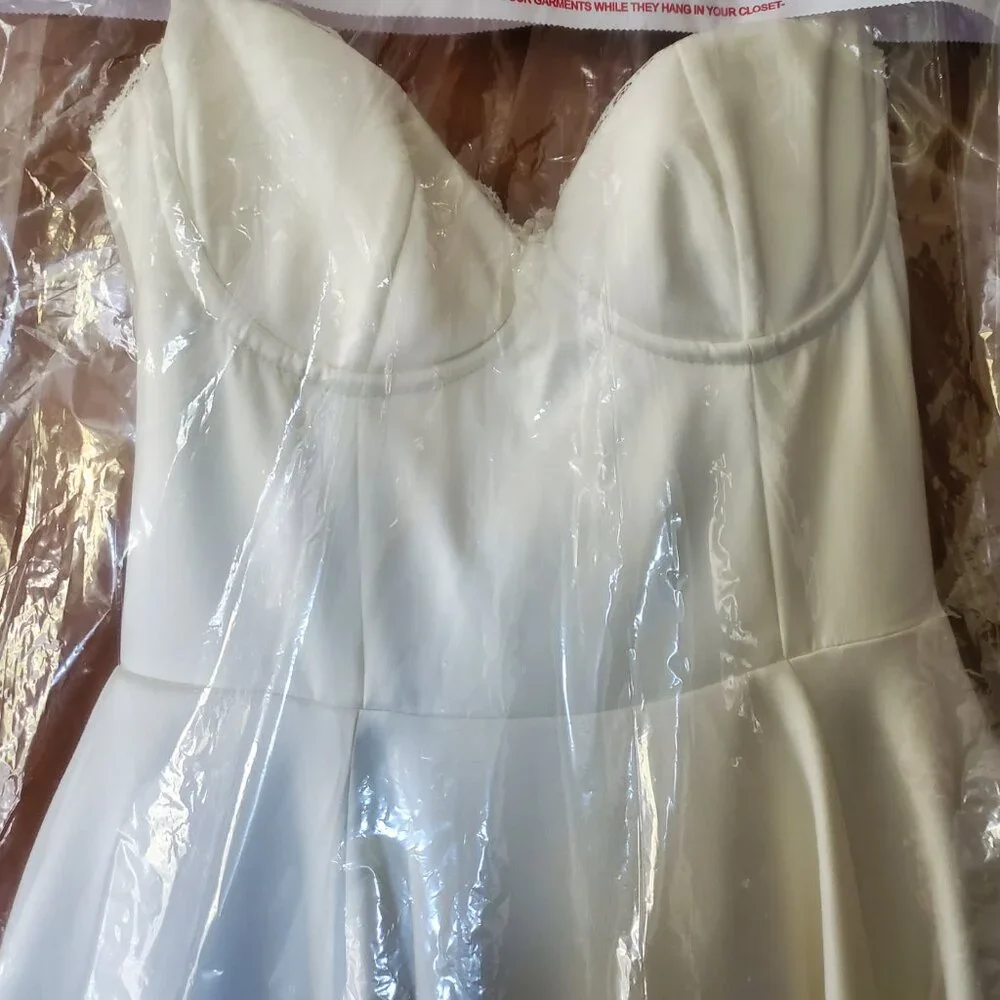 House of CB Mademoiselle White Dress (SM, A-C Cup) - Picture 9 of 9